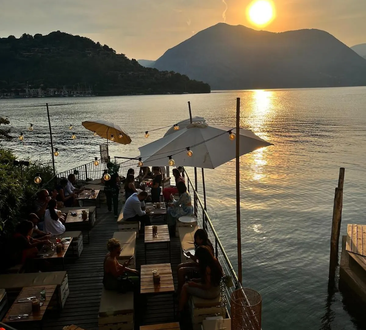 Lake View, Pool And Relax In A Private Villa Pilzone 0*,