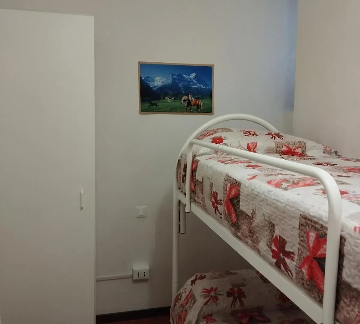 Lake View, Pool And Relax In A Private Villa Pilzone Apartment